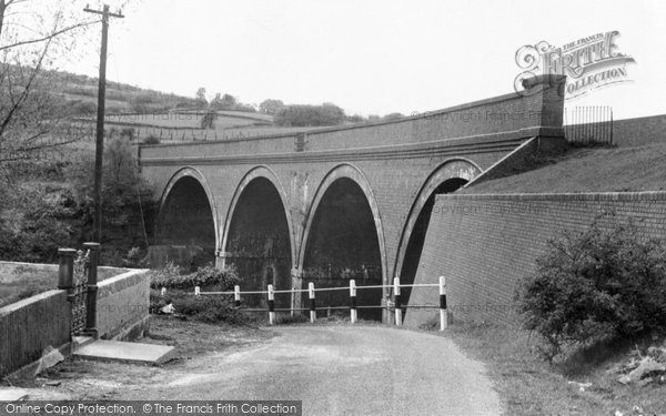 Photo of Gwaun Cae Gurwen, The Viaduct c.1955
