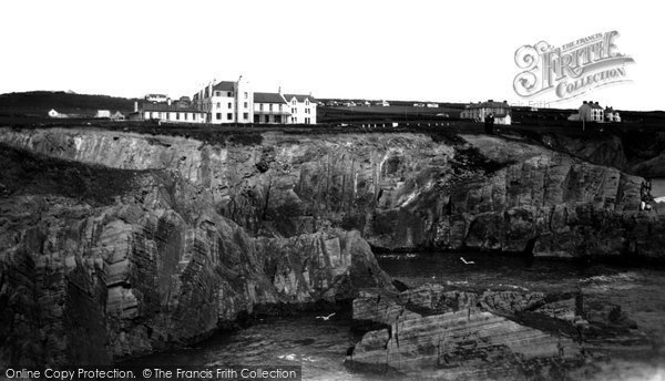 Photo of Gwbert On Sea, The Cliff Hotel c.1940