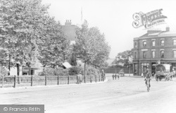 South Hackney Broadway 1905, Hackney