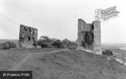 Castle 1953, Hadleigh