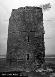 Castle 1953, Hadleigh