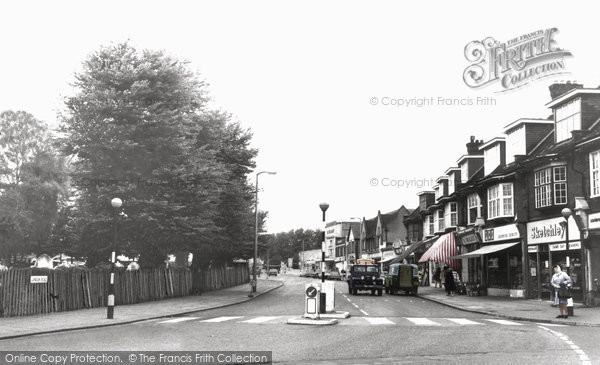 Photo of Hadleigh, London Road c.1960
