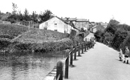 1930, Halberton