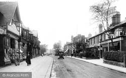 Ashley Road 1913, Hale