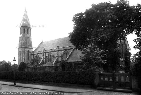 Photo of Hale, St Peter's Church 1907