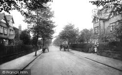 Warwick Road 1913, Hale