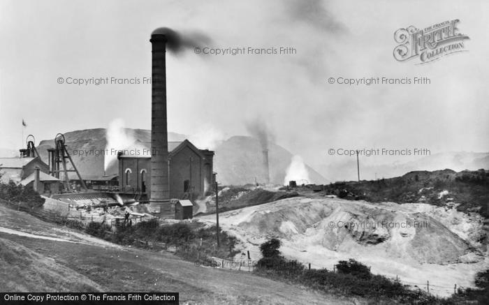 Photo of Halesowen, New Hawne Colliery c.1910