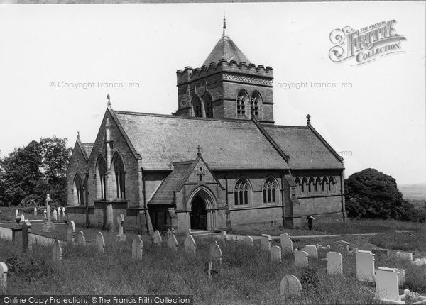 Photo of Halkyn, St Mary's Church c.1935