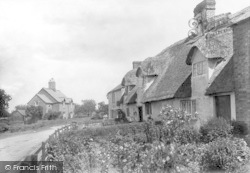 Old Cottages 1904, Ham