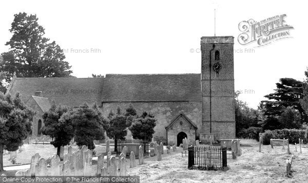 Photo of Hamble, St Andrew's Church c.1955