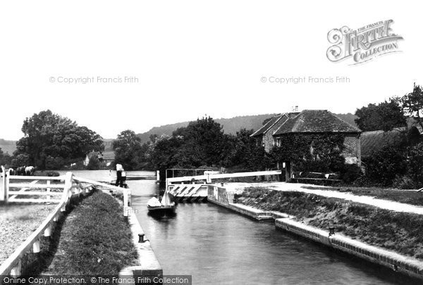 Photo of Hambleden, The Lock 1890