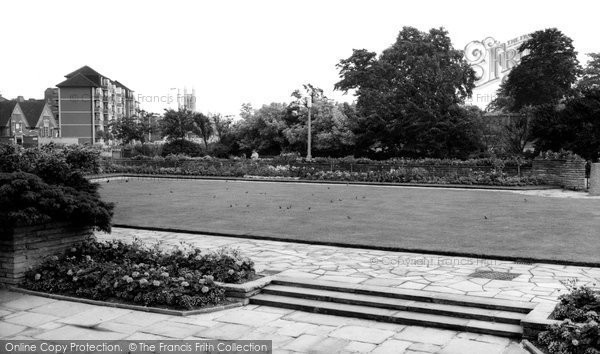 Photo of Hammersmith, Furnivall Gardens And Bridge c.1960