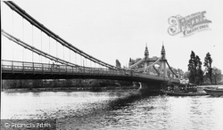 The Bridge c.1960, Hammersmith
