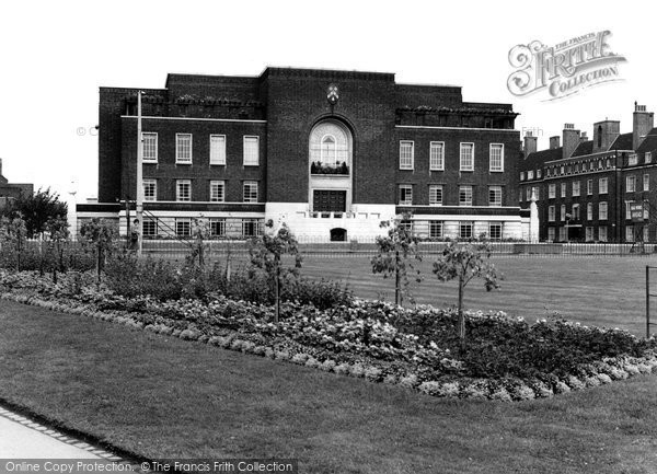 Photo of Hammersmith, Town Hall c.1960