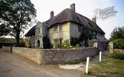 Thatched Manor House c.1995, Hammoon