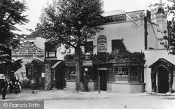 Bull And Bush, North End Road 1898, Hampstead