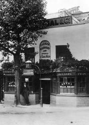 Bull And Bush, North End Road 1898, Hampstead