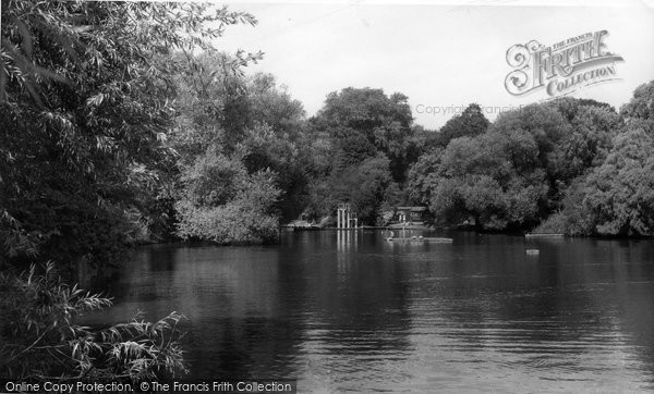 Photo of Hampstead, Hampstead Pond c.1960