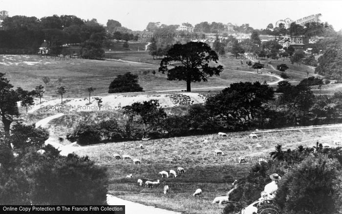 Photo of Hampstead, Heath From Parliament Hill 1898