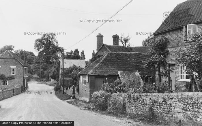 Photo of Hampstead Norreys, Forge Hill 1950