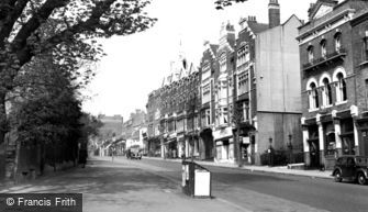 Hampstead, Rosslyn Hill c1955