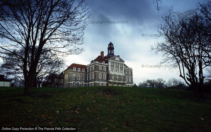 Photo of Hampstead, School Adjoining Institute Building In Central Square c.1990