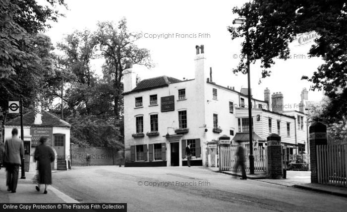 Photo of Hampstead, The Spaniards Inn And Toll House c.1955