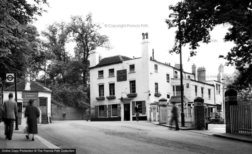 Hampstead, the Spaniards Inn and Toll House c1955