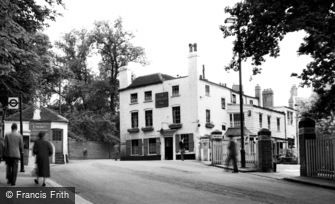 Hampstead, the Spaniards Inn and Toll House c1955
