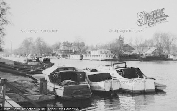 Photo of Hampton Court, Boathouse Reach c.1950