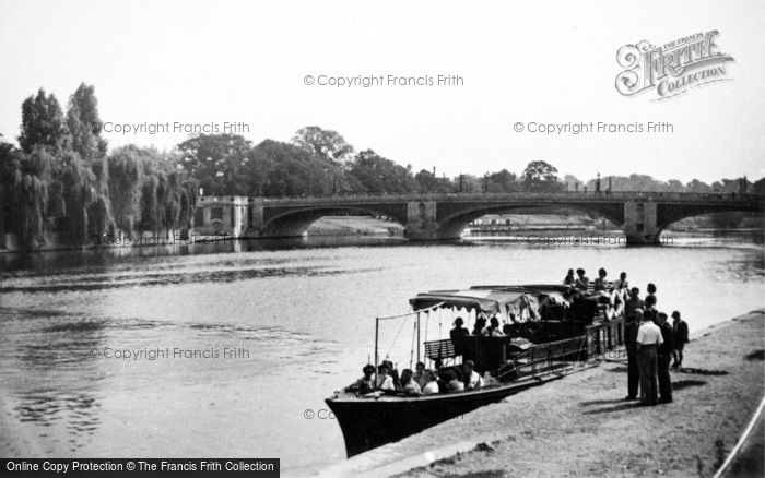 Photo of Hampton Court, Bridge And River c.1950