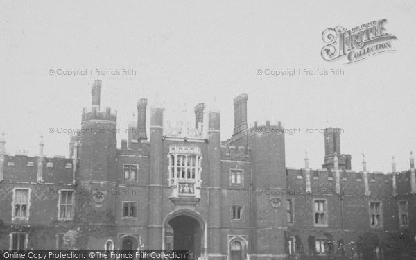 Photo of Hampton Court, c.1900