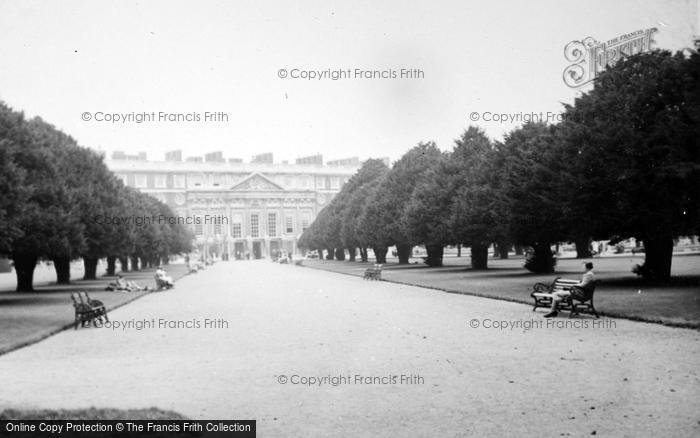 Photo of Hampton Court, c.1937