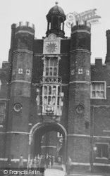 c.1955, Hampton Court
