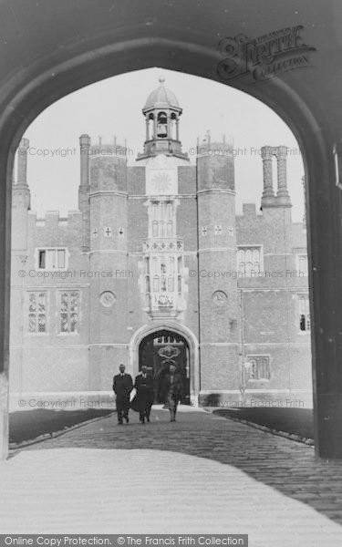 Photo of Hampton Court, c.1955