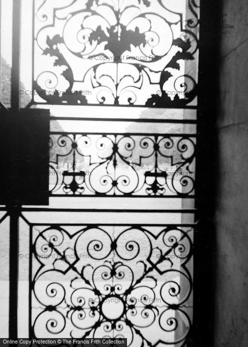 Photo of Hampton Court, Detail c.1937