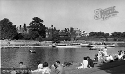 From The River Thames c.1950, Hampton Court