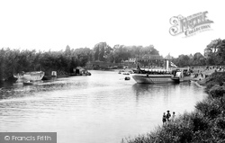 On The River Thames 1896, Hampton Court