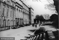 Palace, South Front c.1950, Hampton Court