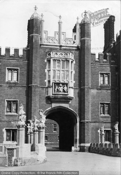 Photo of Hampton Court, The Great Gatehouse With The Queen's Beasts 1947