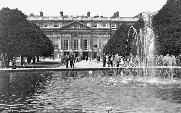Photo of Hampton Court, The Palace 1947
