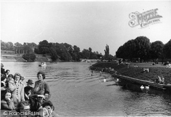 The River Thames c.1950, Hampton Court