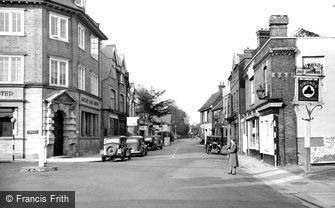 Hampton, High Street c1950