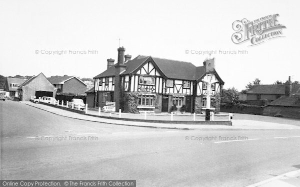 Photo of Hamstreet, The Duke's Head c.1965