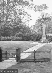 The Memorial c.1965, Hanbury