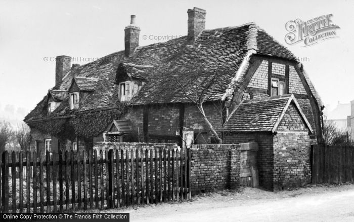 Photo of Handsworth, The Old Cruck House, Slack Lane 1936