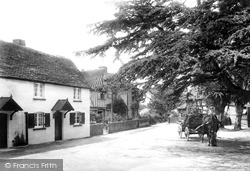 Village 1904, Hanley Castle