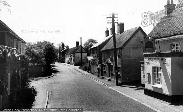 Photo of Hare Street, The Village c.1960
