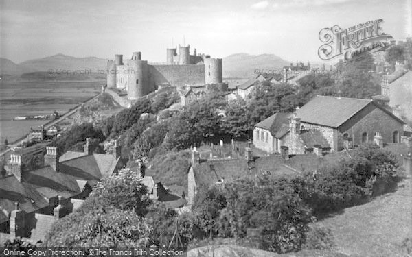 Photo of Harlech, 1933