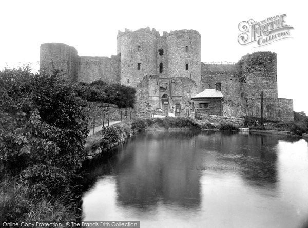 Photo of Harlech, Castle Entrance 1933